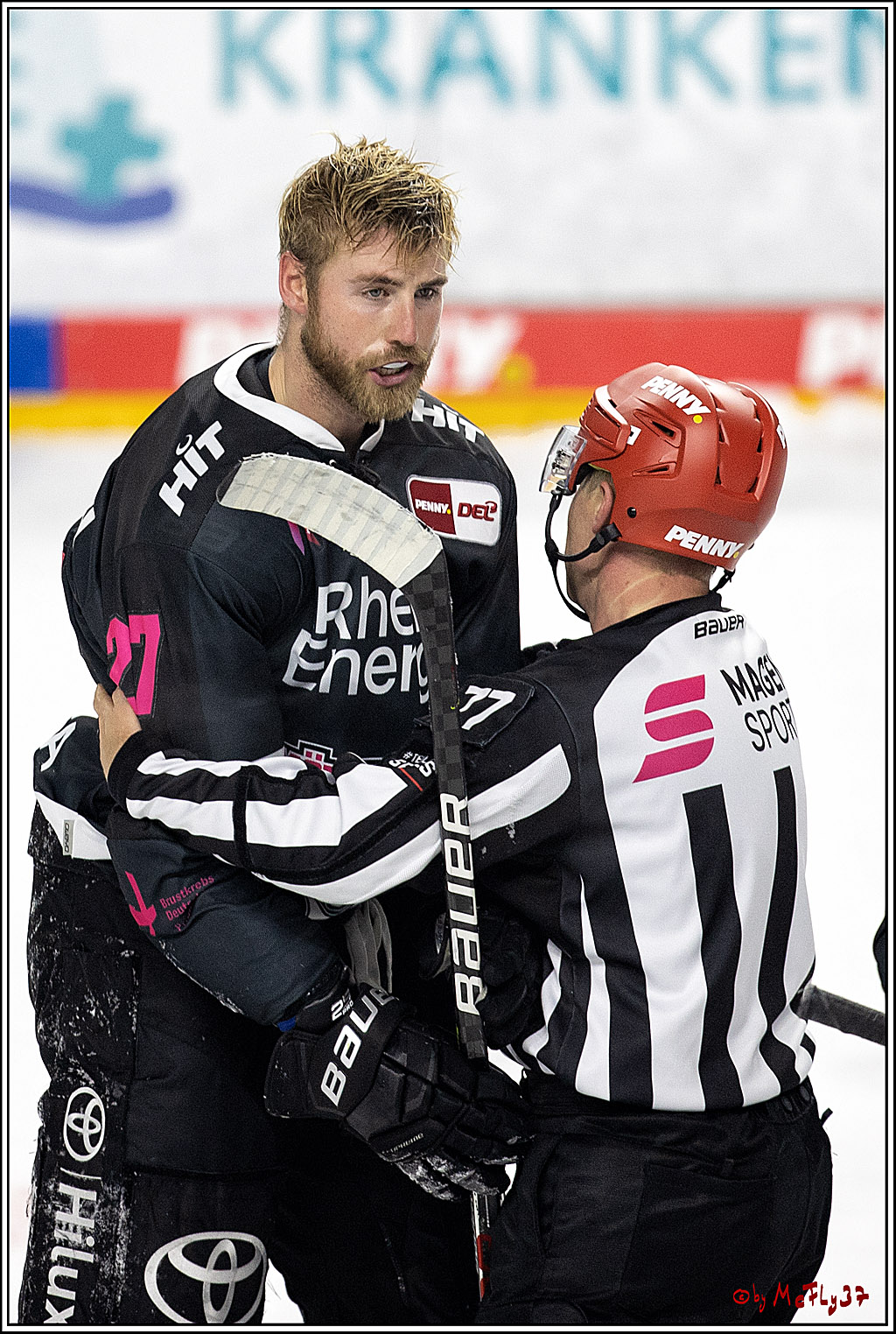 PENNY DEL;  Koelner Haie - Schwenninger Wild Wings; Koeln, 08.10.2021